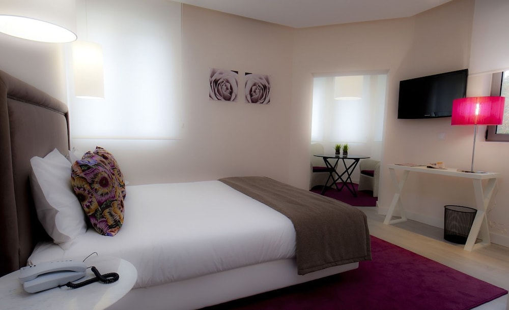 PRIMAVERA PERFUME HOTEL 12/41