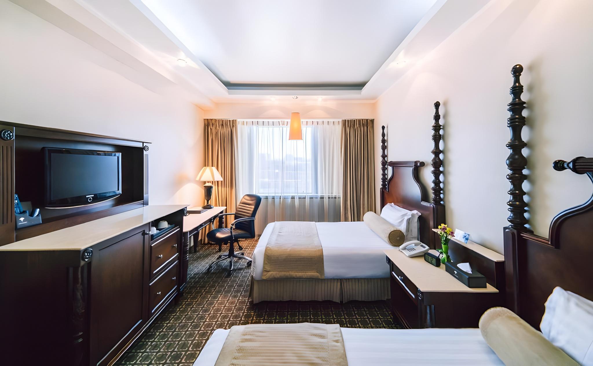 Standard, Twin Beds