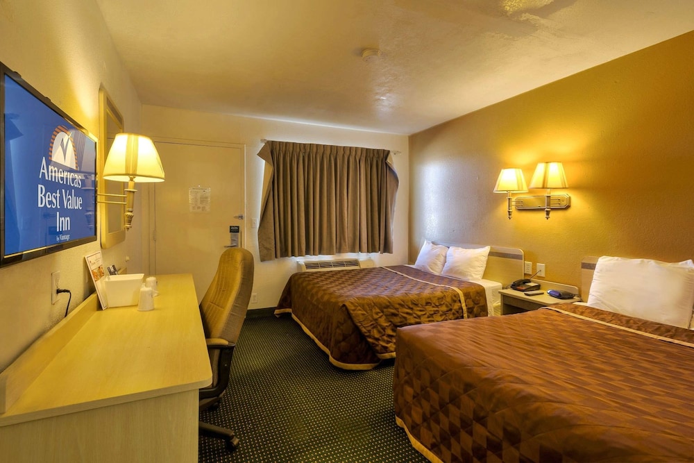 Americas Best Value Inn Amarillo Airport 15/34
