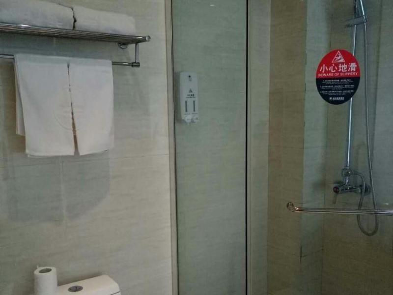 GreenTree Inn Anhui Bozhou Mengcheng Zhuangzi Road Express Hotel 50/50