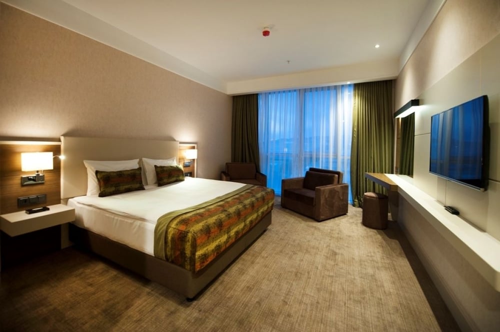 Hm Commerce Hotel 9/66