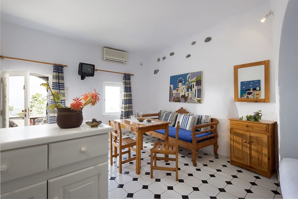 Krokos Villas 14/34