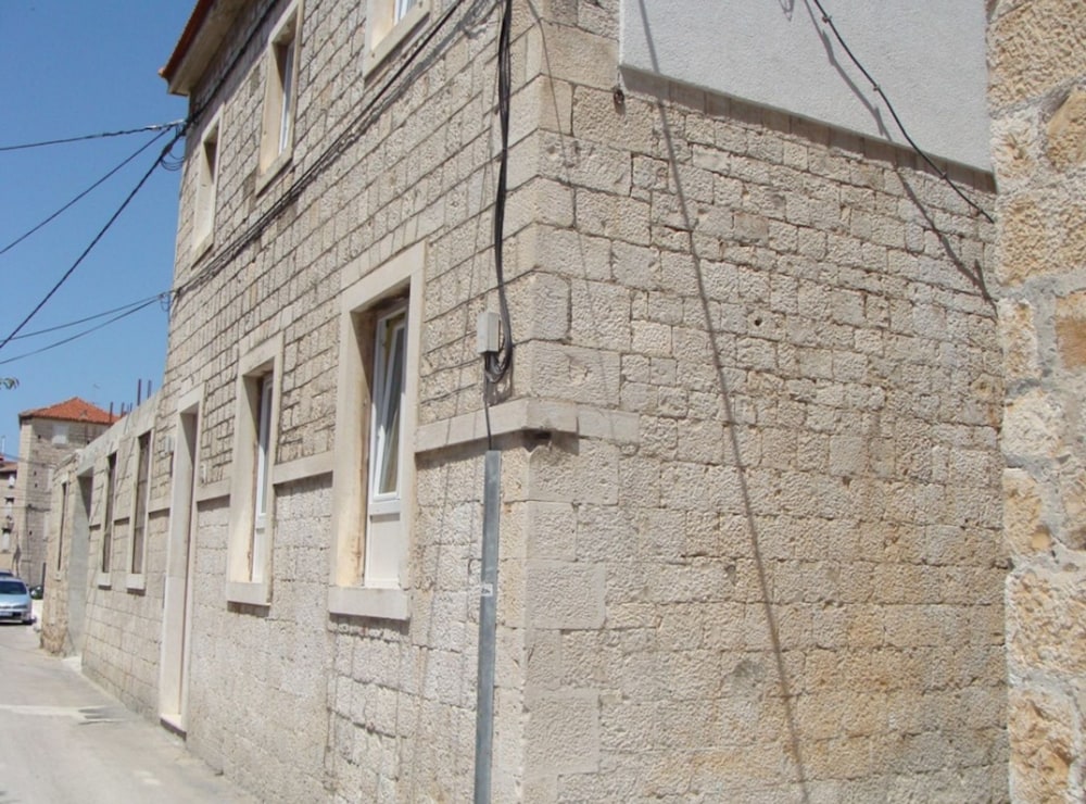 HOUSE KLAUDIJA 46/50