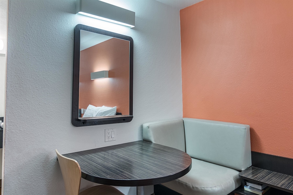 Motel6 Texarkana, AR 32/41