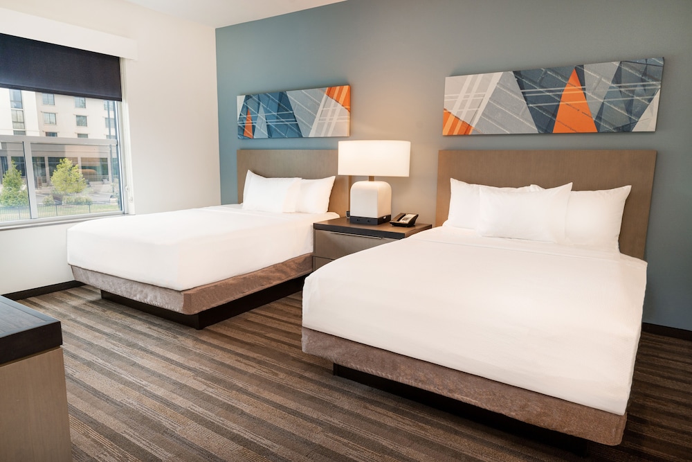 Hyatt House Nashville Airport 13/44