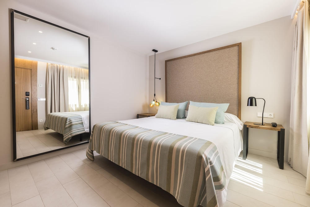 Pure Salt Port de Soller - Adults Only 31/87