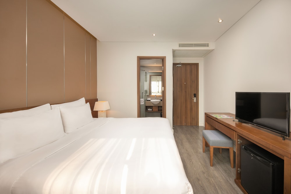 Avora Hotel 18/59