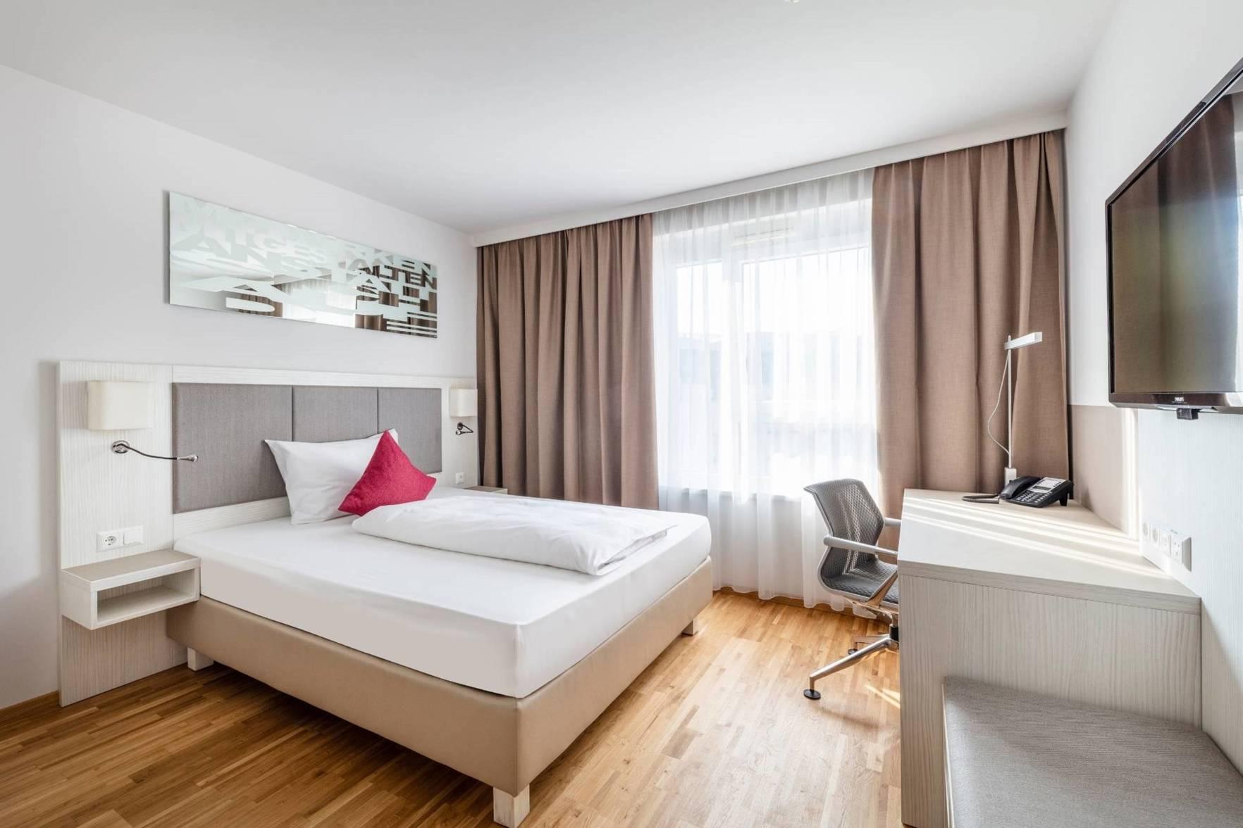 City, Standard, Double Bed