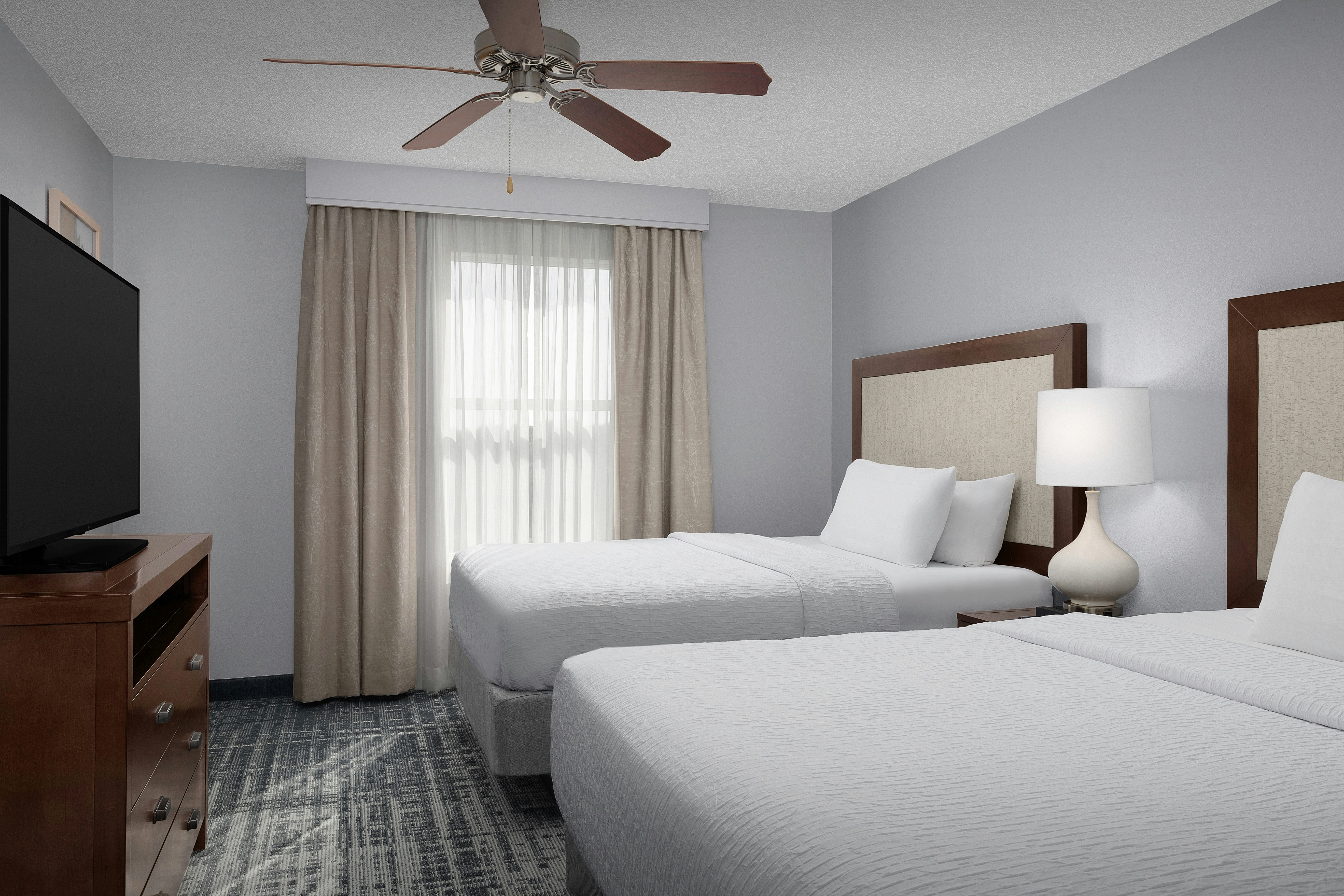 1 BEDROOM, SUITE, 2 QUEEN BEDS