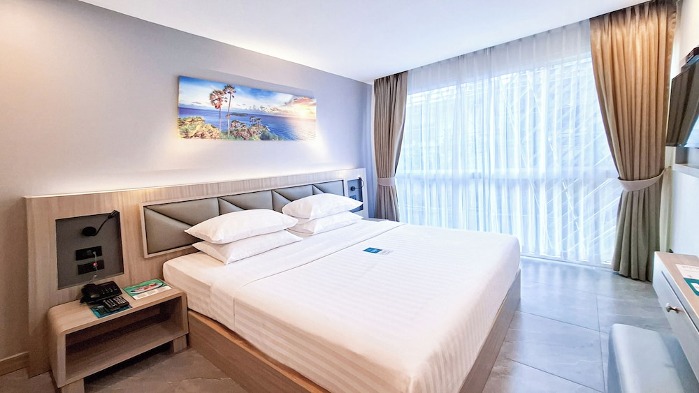 غرفة قياسية بسرير كينج، Clarian Hotel Beach Patong 5/10