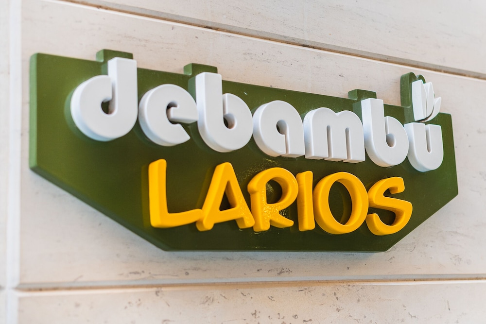 Debambu Larios 37/66
