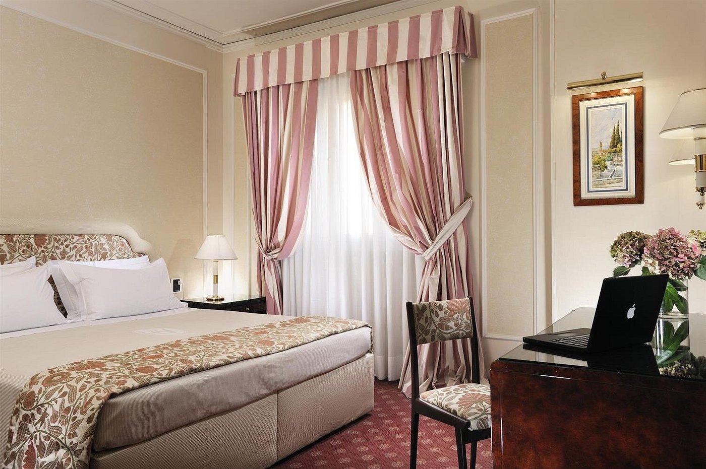 SMART ROOM