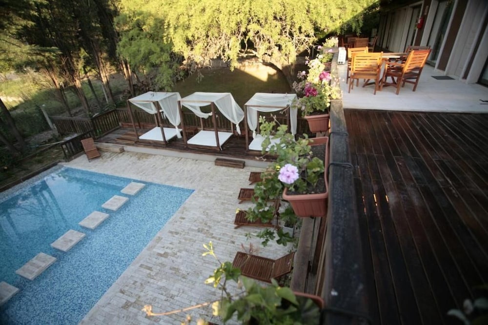 BlackStone Apart Boutique Hotel 42/45