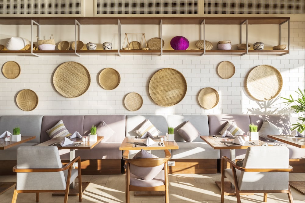 restaurant cafeteria