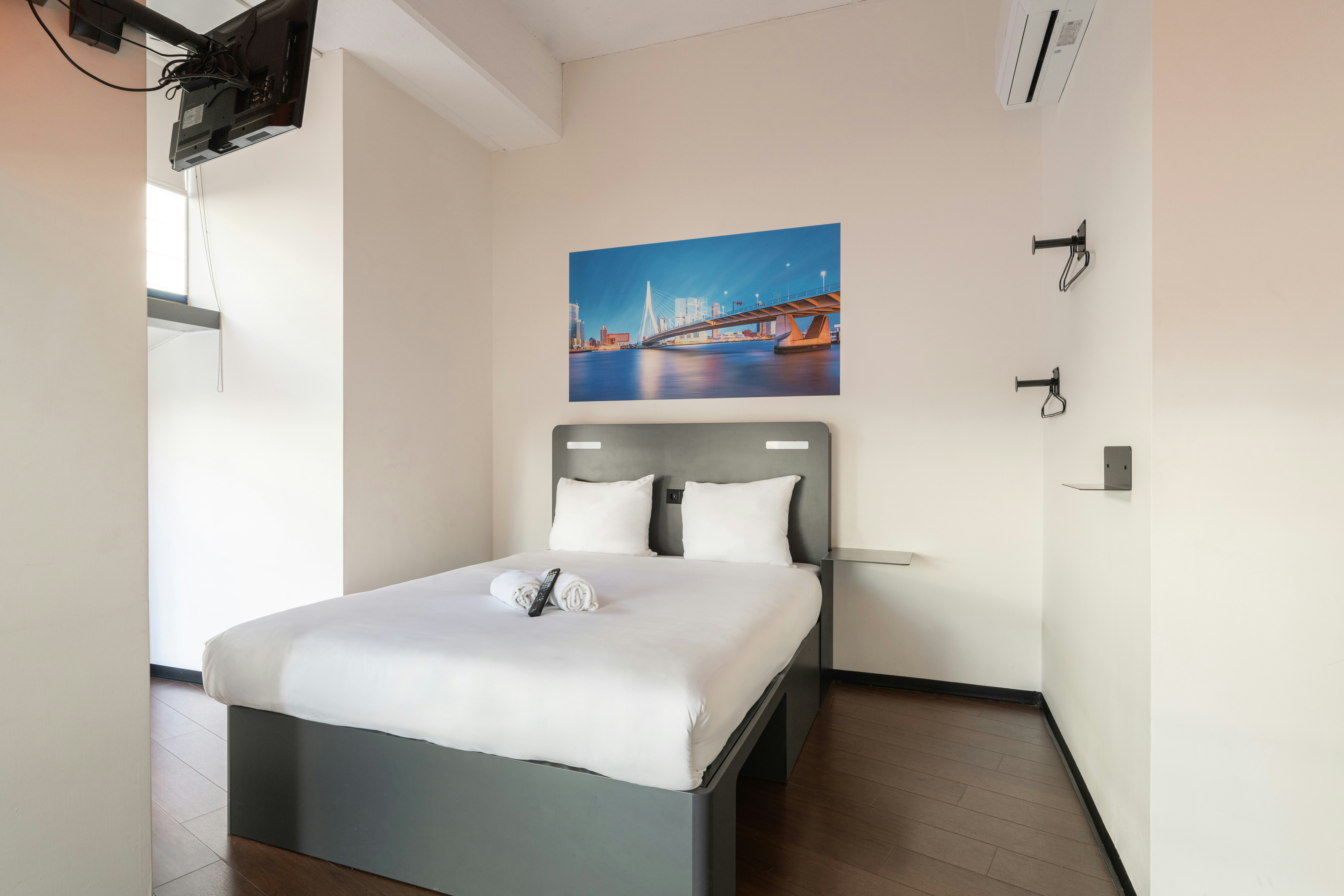easyHotel Rotterdam City Centre 8/15