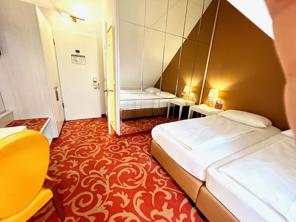ECONOMY, DOUBLE BED