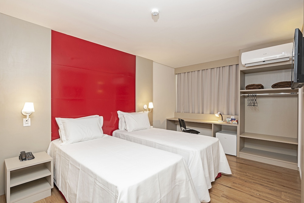 Slim Hotel Guarapuava 24/50