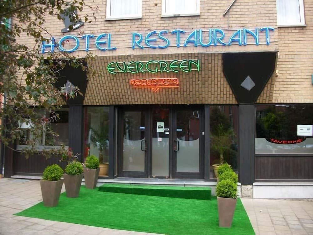 Hotel Evergreen 2/31