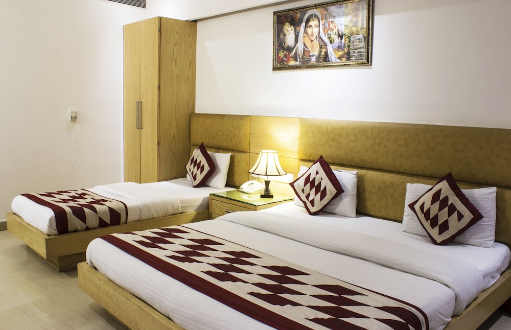 HOTEL KRISHNA DELUXE 26/70