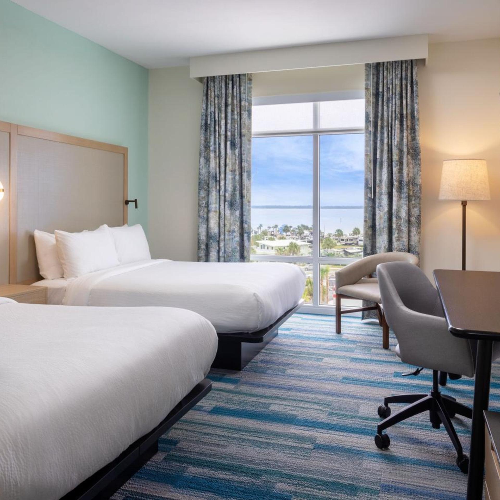 Room, 2 Queen Beds, Inland View