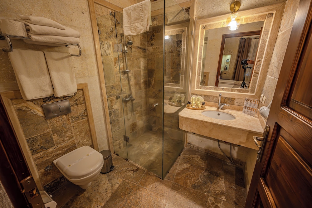 Osmanbey Cave Hotel 47/48