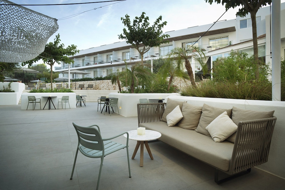 Inturotel Cala Esmeralda - Adults Only 52/69
