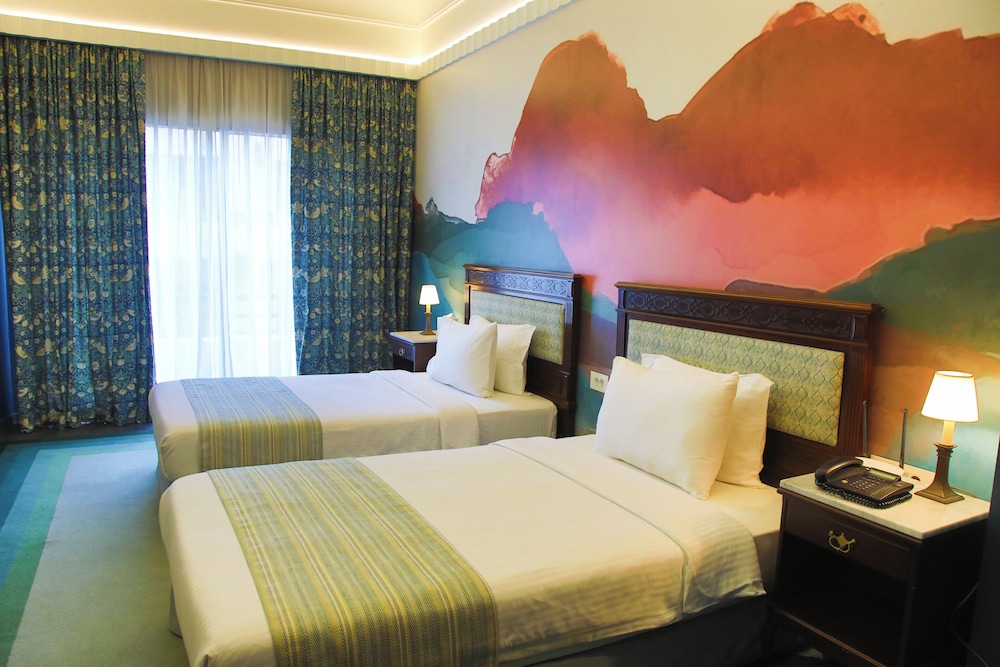 Warwick Palm Beach Hotel Beirut 16/50