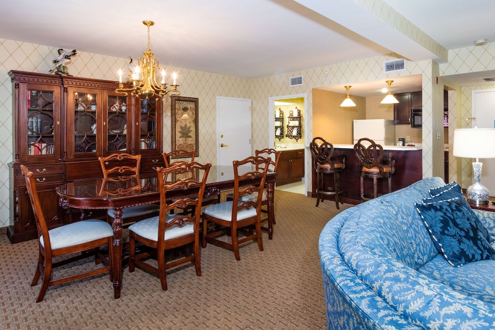 Hampton Inn & Suites Amelia Island-Historic Harbor Front 35/44