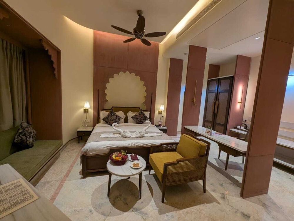 Regenta Resort Vanya Mahal 11/49