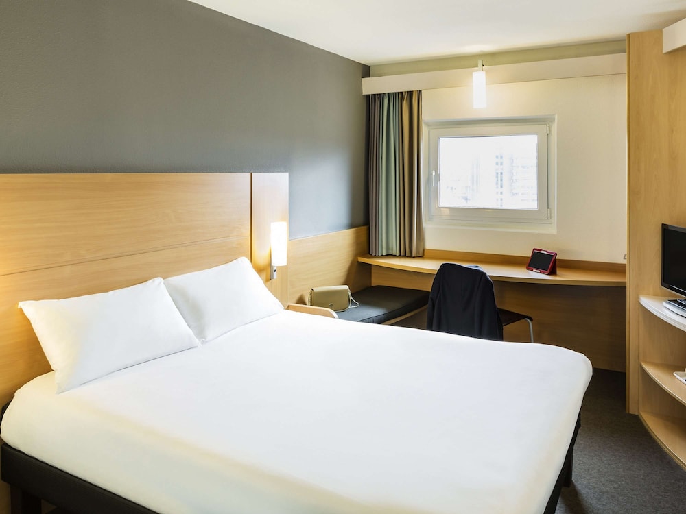 Ibis Leeds Centre Marlborough Street 18/57