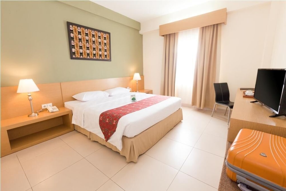 Hotel Luwansa 13/50