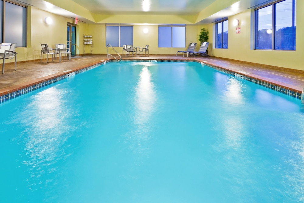 Holiday Inn Express Hotel And Suites Memphis Germantown 3/69
