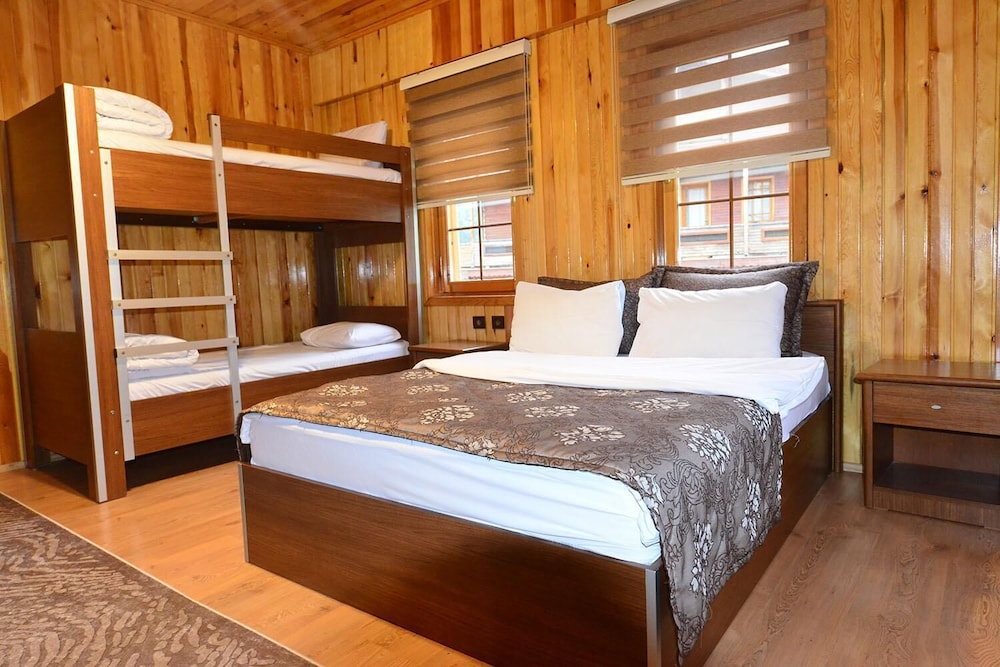 Goblec Hotel 28/72