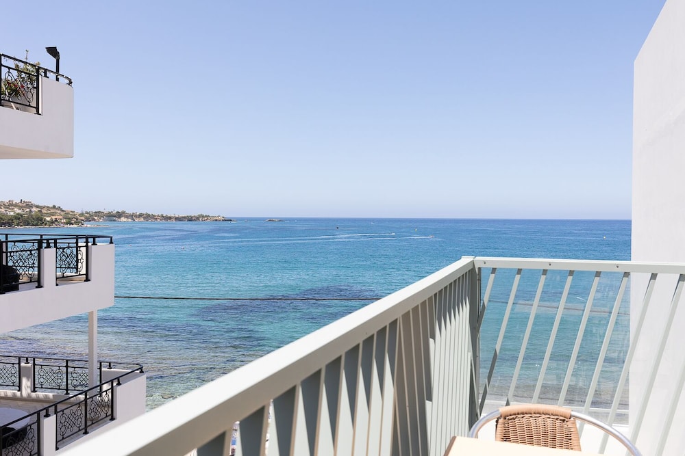 Alia Beach Hotel Adults only 18+ 42/48