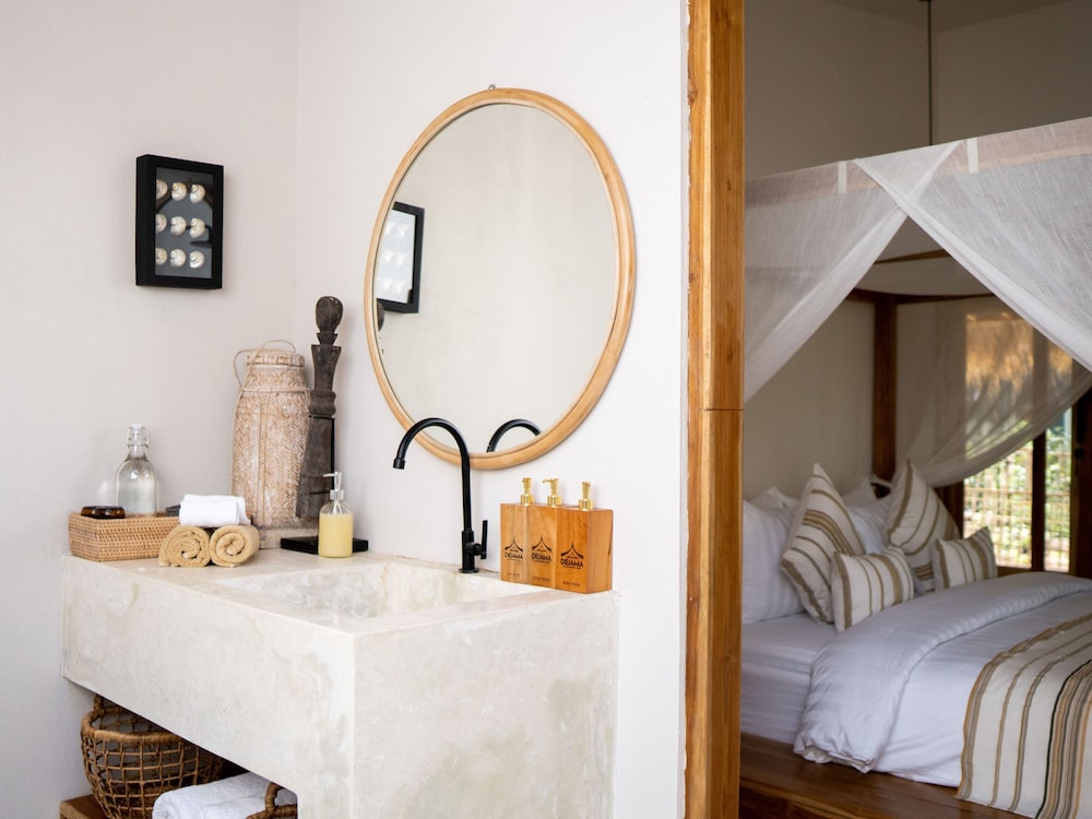 Dejama Glamping Resort Lombok 11/82
