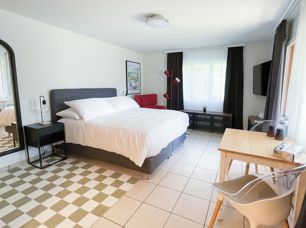 Studio, Double Bed
