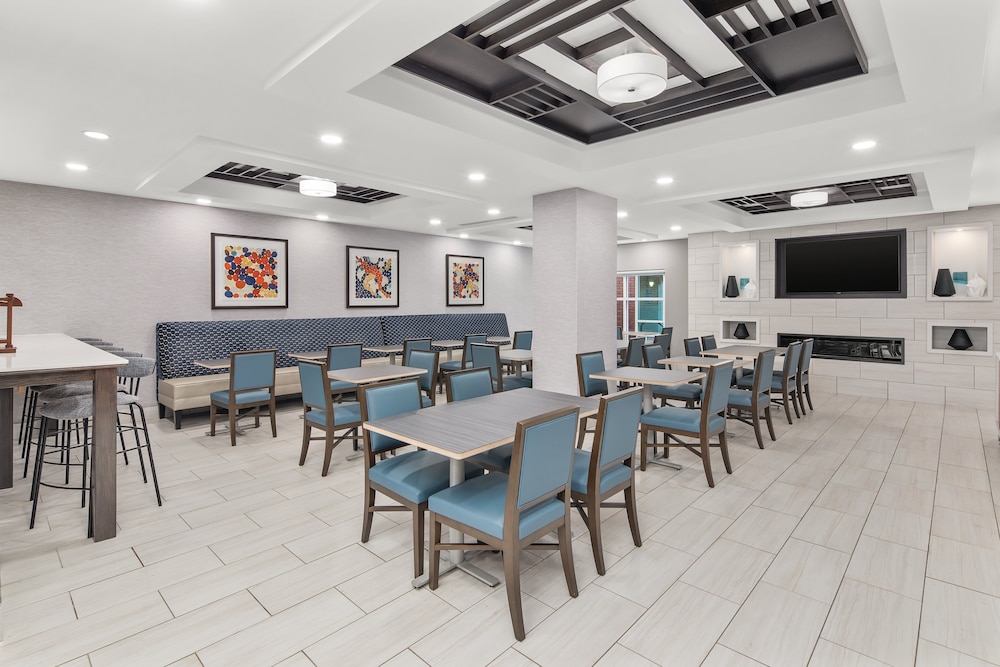 Holiday Inn Express Hotel And Suites Greenville I 85 Woodruff Rd 46/72