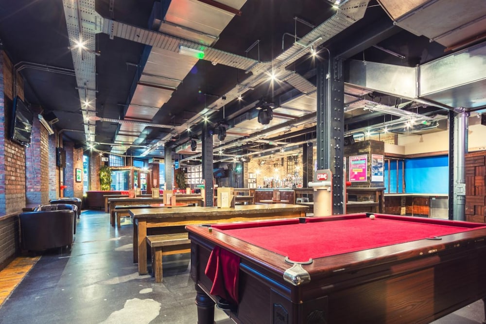 Lobby at Kabannas Newcastle, NEWCASTLE UPON TYNE