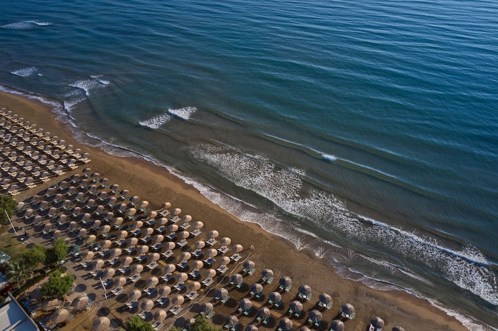 Atlantica Amalthia Beach Hotel 54/65