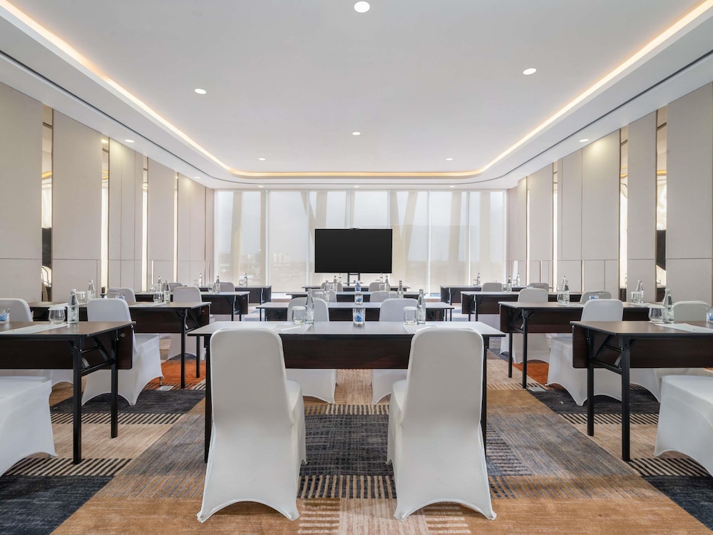 Novotel Jakarta Pulo Mas 45/50