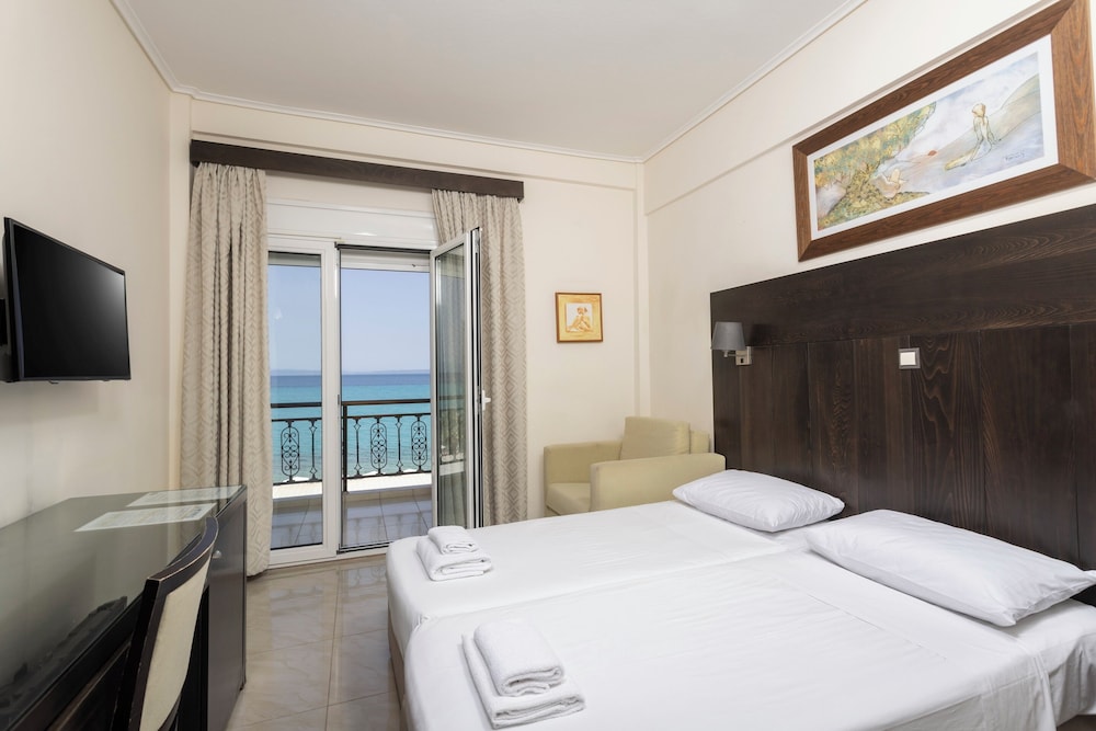 ROOM, DOUBLE BED, SEA VIEW