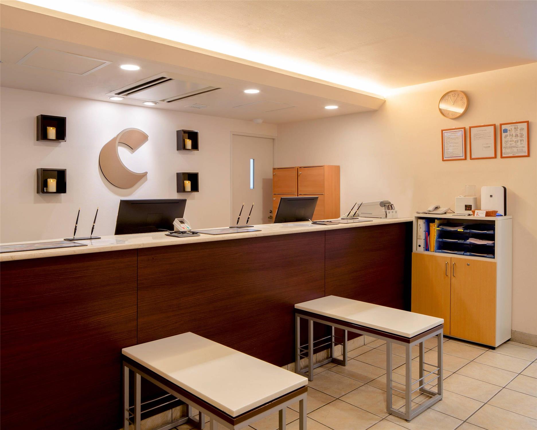 Comfort Hotel Yokohama Kannai 36/46