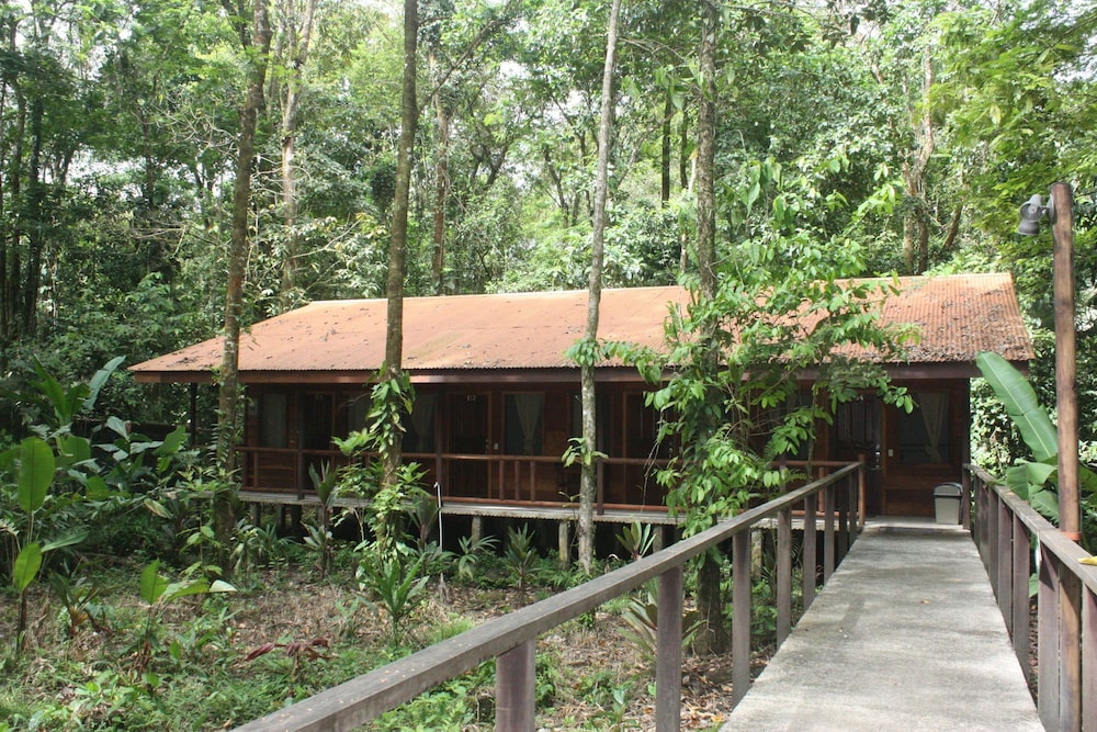 Hotel Rana Roja Lodge 6/50
