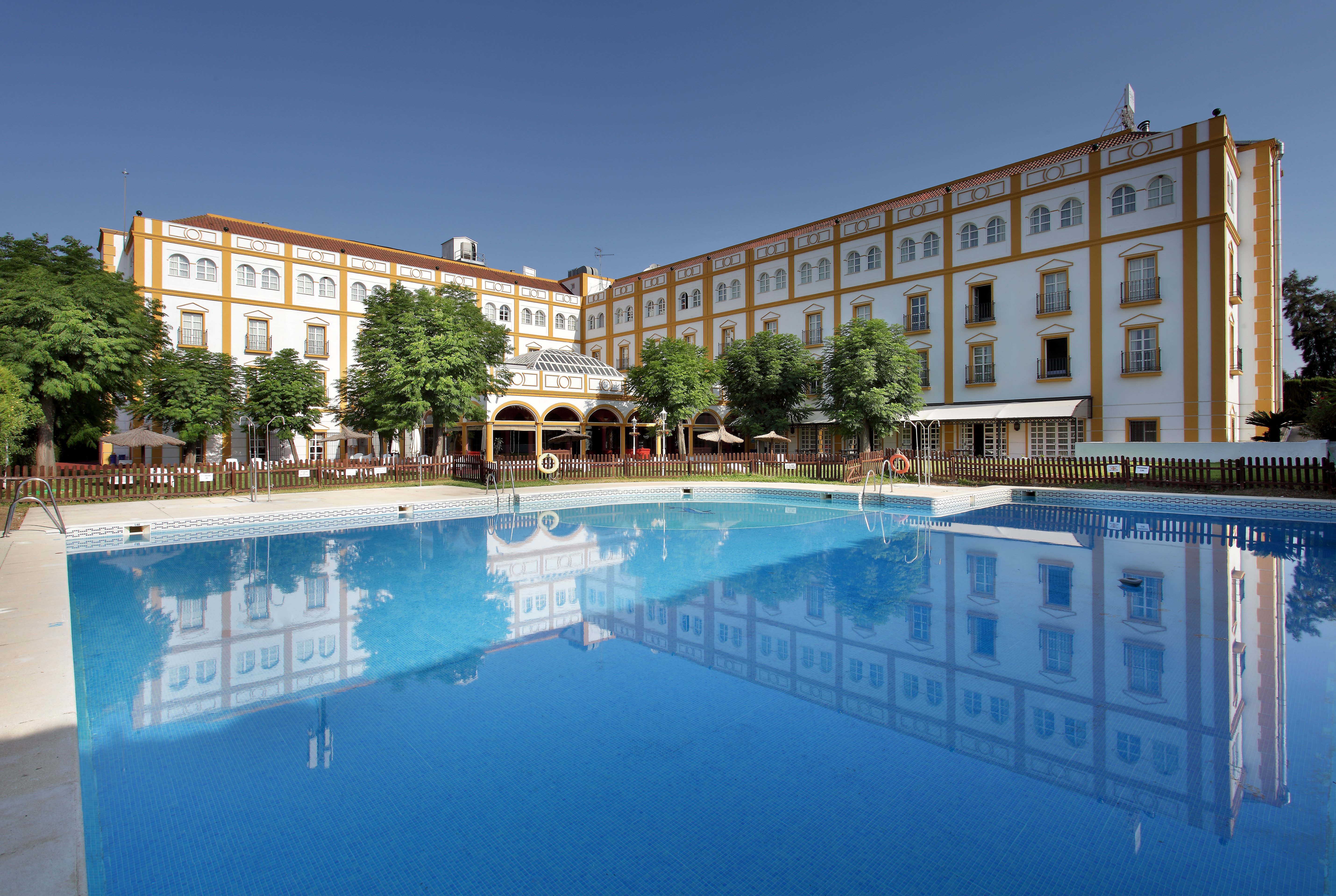 EXE GRAN HOTEL SOLUCAR 5/82