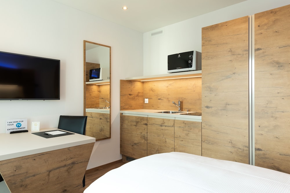 Jet Hotel Zurich Airport 29/45