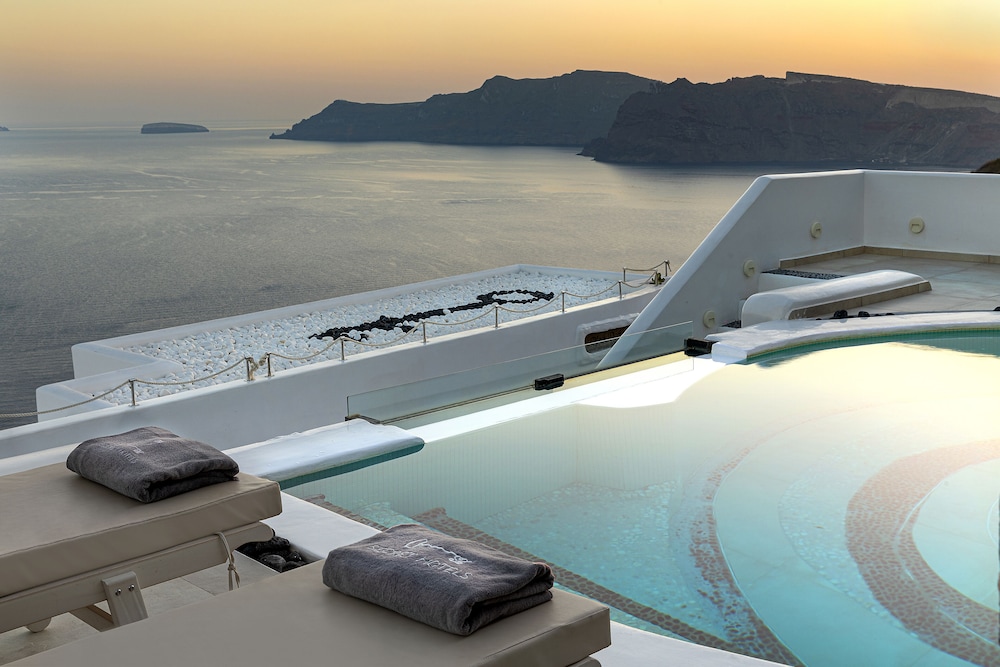 Santorini Secret Premium - Adults Only 37/43