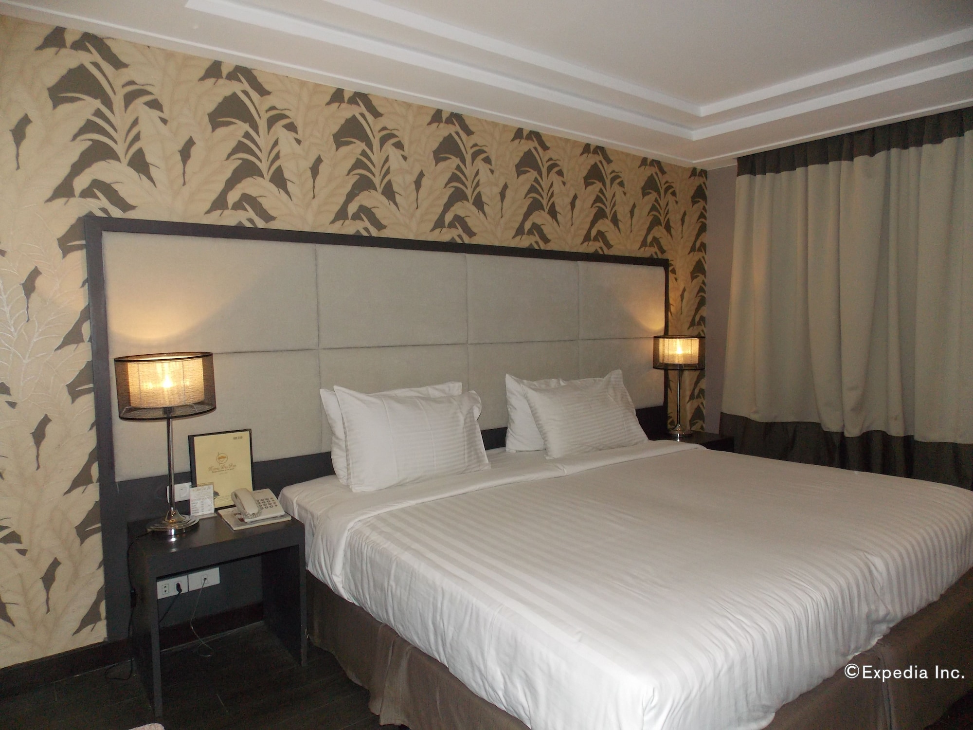 غرفة بريميير ثلاثية، Hotel Del Rio 5/6