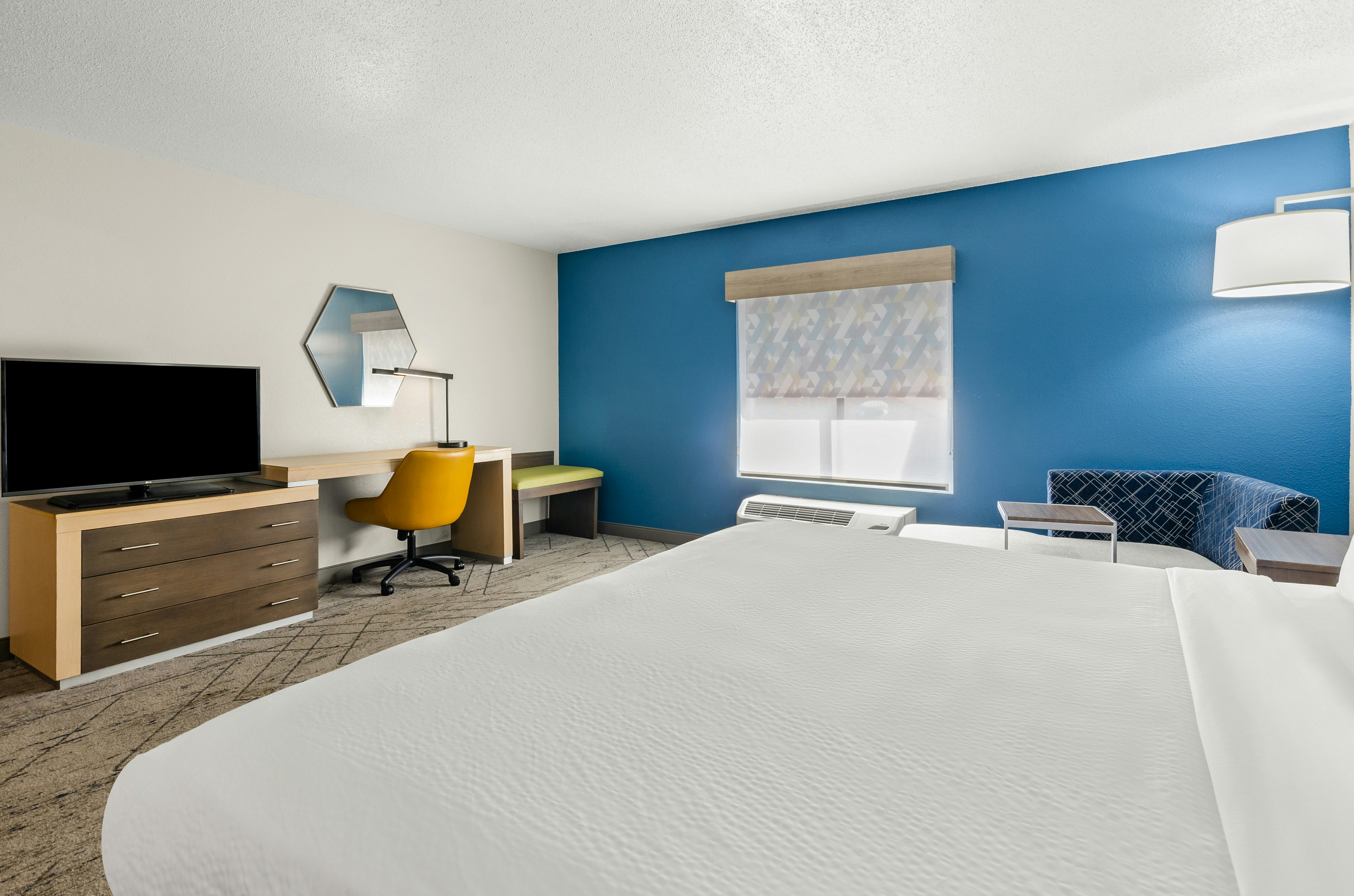 Holiday Inn Express Princeton I-77 22/69