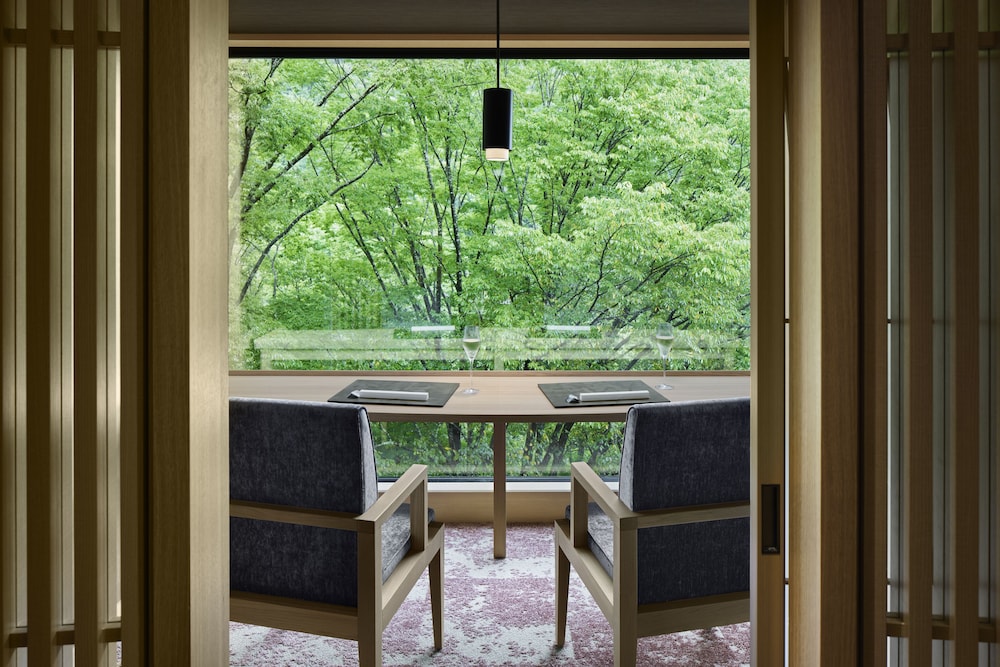 Hotel Hatsuhana 50/55
