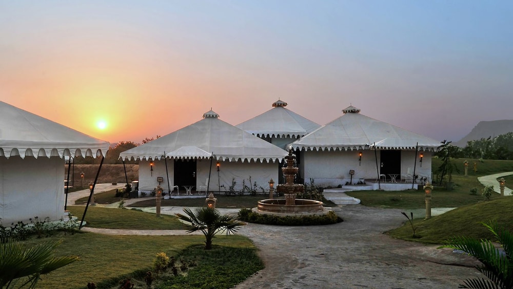 Rajasthali Resort And Spa 27/38